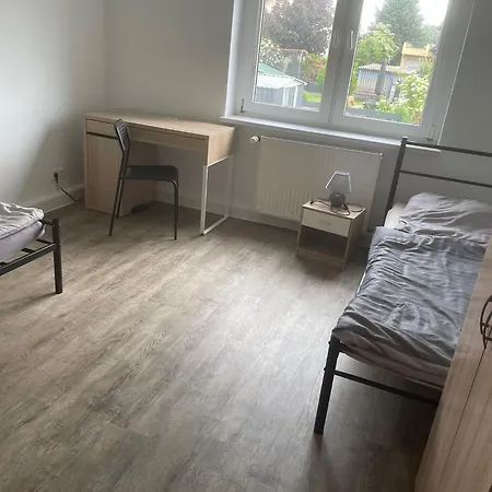 Apartment 4 Personen Monteurs Gästewohnung Am Geiseltalsee *