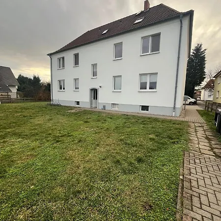 Apartment 4 Personen Monteurs Gästewohnung Am Geiseltalsee *